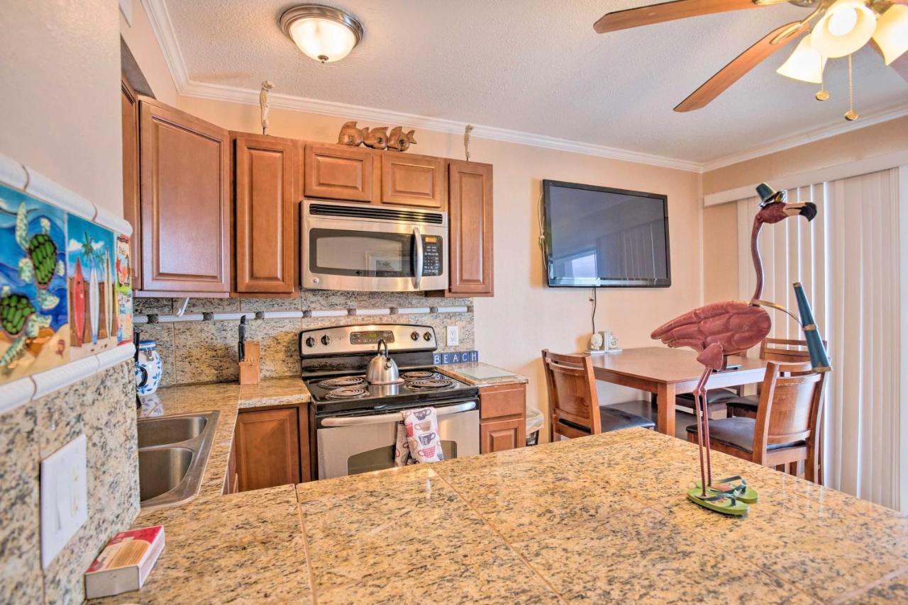 Oceanfront Corpus Christi Condo With Pool! Exterior photo