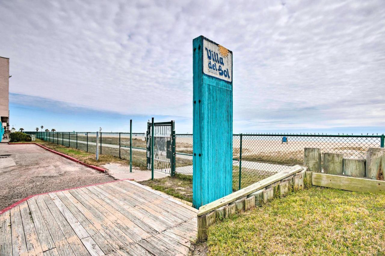 Oceanfront Corpus Christi Condo With Pool! Exterior photo
